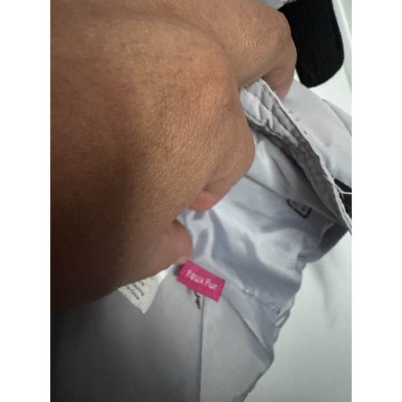 Weatherproof Girls Size 12 Parka Jacket With Faux Fur Trim - Picture 12 of 13